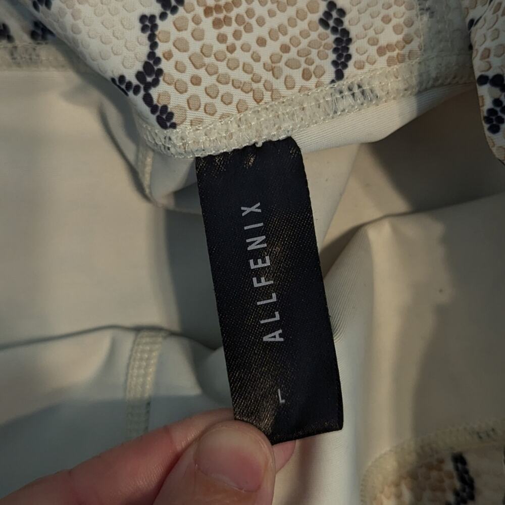 All Fenix White Python Snake Print 7/8 Leggings S… - image 6